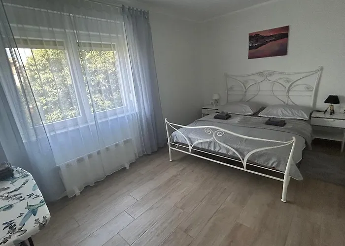Sea Touch Apartment